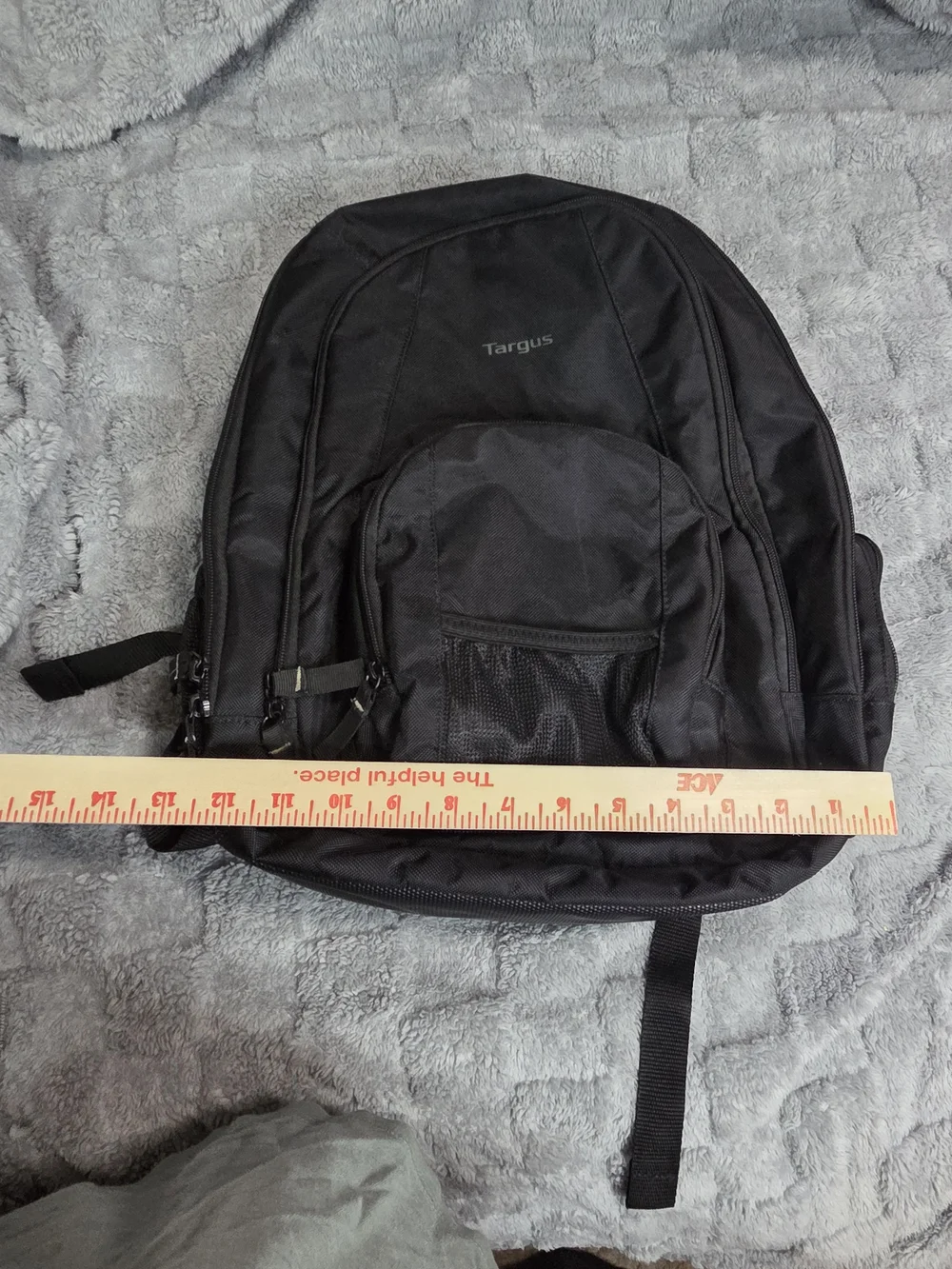 Targus Black Everyday Laptop Backpack - Picture 11 of 13